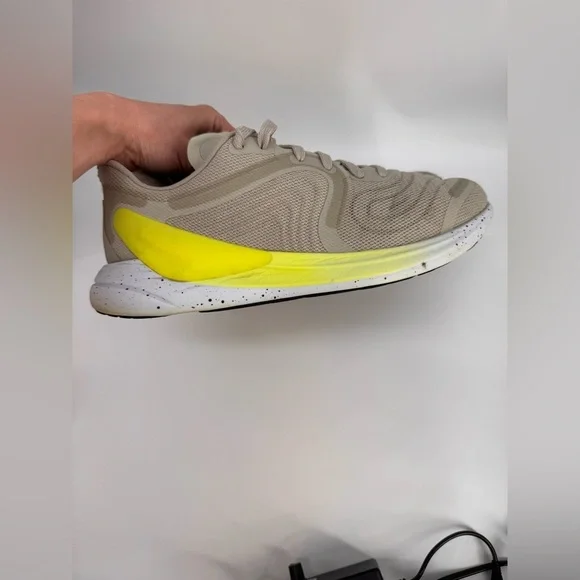 Lululemon Blissfell 2 Running Shoes Khaki Neon Womens Size 10 - Picture 5 of 7